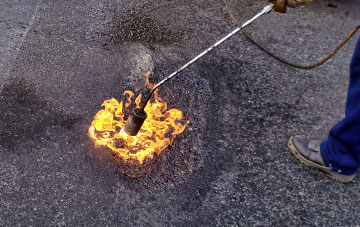 Northbrook flat roofing repairs